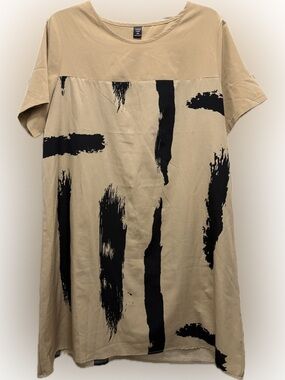 SHEIN Beige Short Sleeve Dress with Black Brushstroke Print